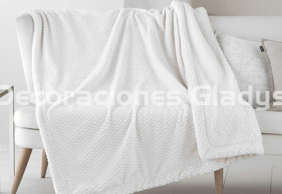 MANTA PLAID LIBERI  CLARA VIDAL - Plaids y mantas de sofá